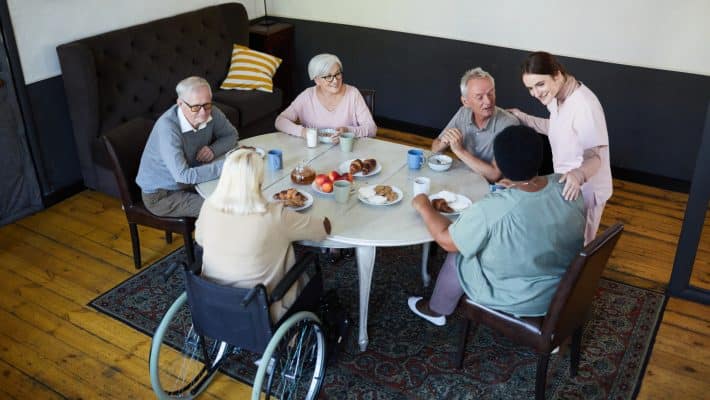 Ehpad à Bois-Colombes: 5 initiatives pour améliorer la qualité de vie des seniors